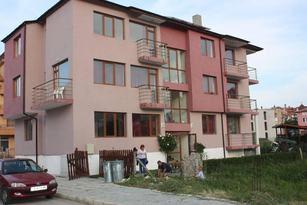 Guest House Bordo Obzor Exterior photo