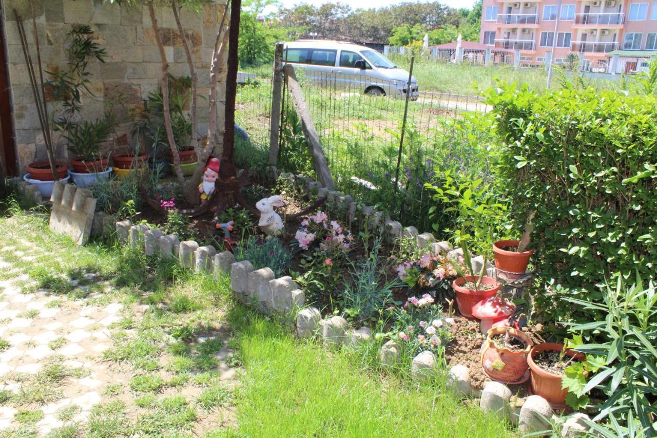 Guest House Bordo Obzor Exterior photo